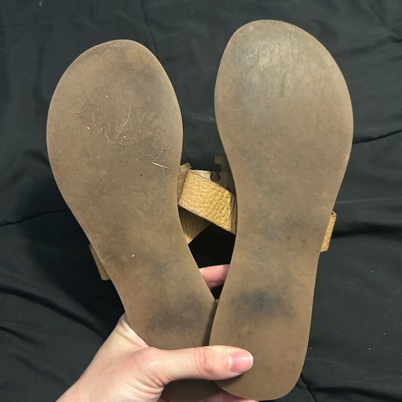 Tory Burch Tan Leather Logo Thong Sandals - Picture 2 of 2